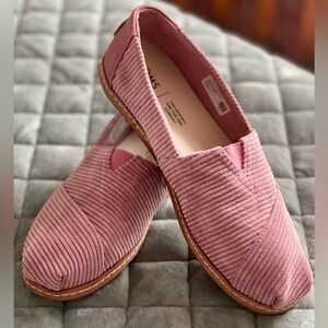 TOMS Women's Pink Corduroy Slip-On Flats ~ Size 7.5